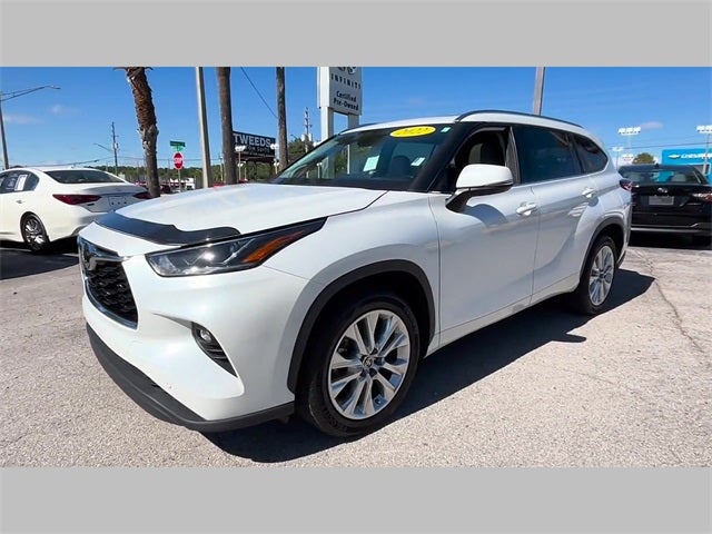 2022 Toyota Highlander Limited