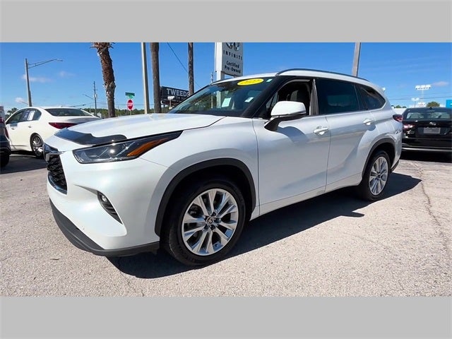 2022 Toyota Highlander Limited
