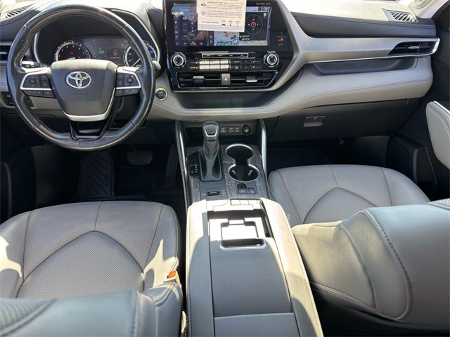 2022 Toyota Highlander Limited