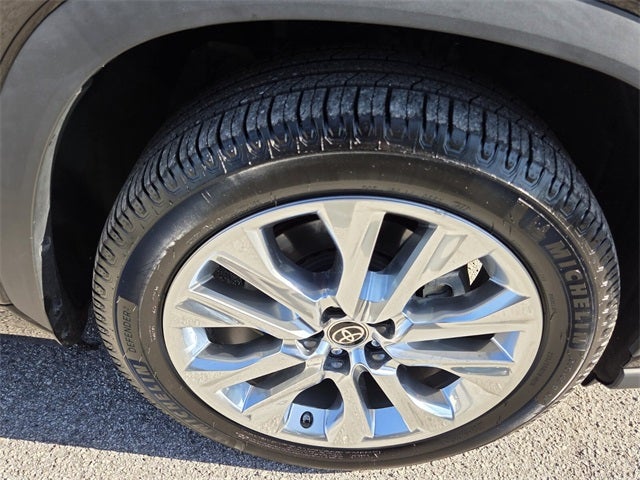 2022 Toyota Highlander Limited