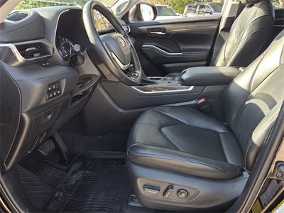 2022 Toyota Highlander Limited