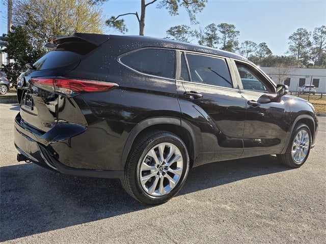 2022 Toyota Highlander Limited