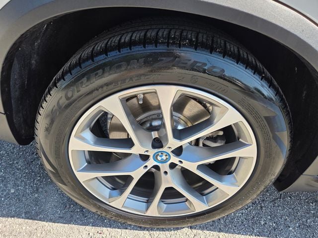 2025 BMW X5 xDrive50e