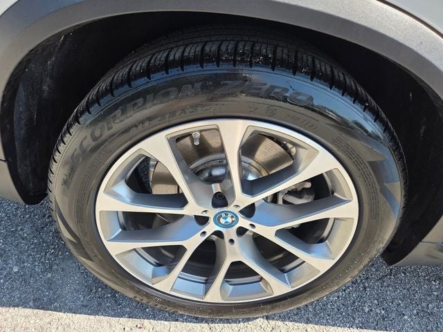 2025 BMW X5 xDrive50e