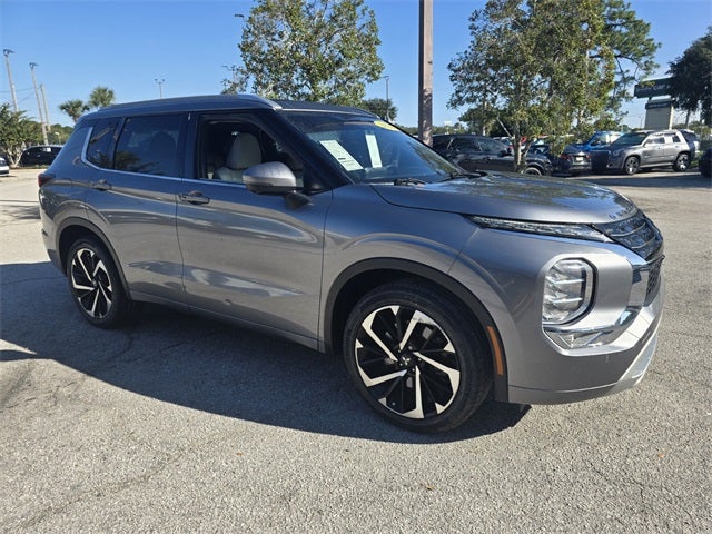 2023 Mitsubishi Outlander SEL Black Edition