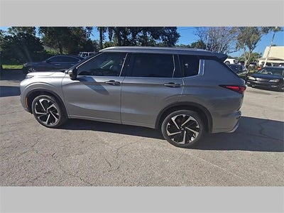 2023 Mitsubishi Outlander SEL Black Edition