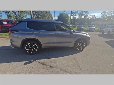 2023 Mitsubishi Outlander SEL Black Edition