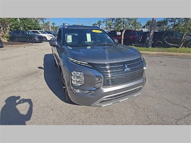 2023 Mitsubishi Outlander SEL Black Edition