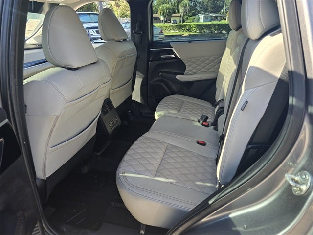 2023 Mitsubishi Outlander SEL Black Edition