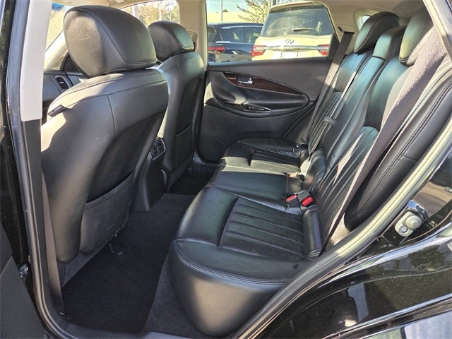 2016 INFINITI QX50 Base