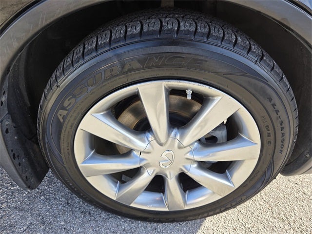 2016 INFINITI QX50 Base