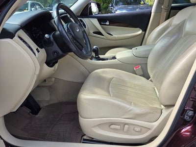 2016 INFINITI QX50 Base