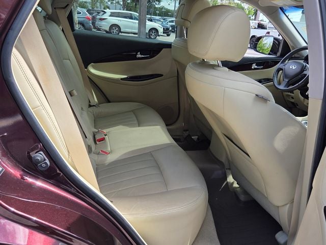 2016 INFINITI QX50 Base