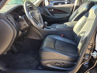 2016 INFINITI QX50 Base