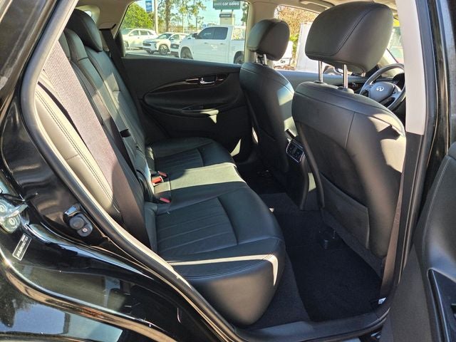 2016 INFINITI QX50 Base