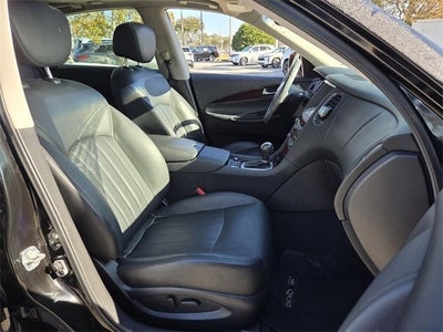 2016 INFINITI QX50 Base