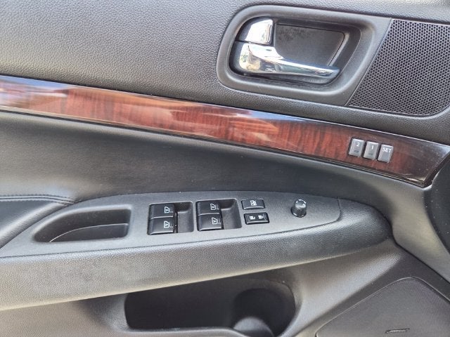 2012 INFINITI G37 X
