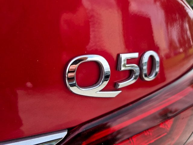 2021 INFINITI Q50 LUXE