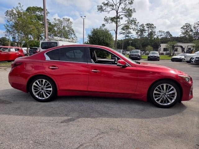 2021 INFINITI Q50 LUXE