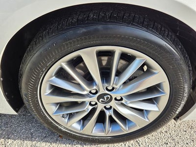 2023 INFINITI Q50 LUXE RWD