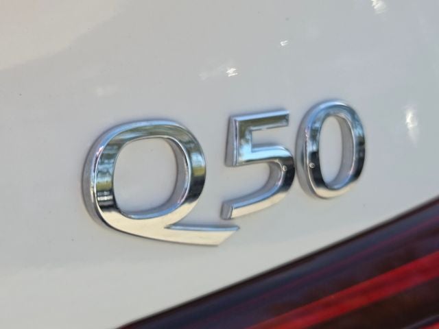 2023 INFINITI Q50 LUXE RWD