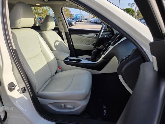 2023 INFINITI Q50 LUXE RWD