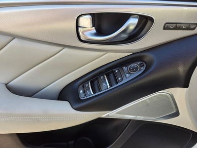 2023 INFINITI Q50 LUXE RWD