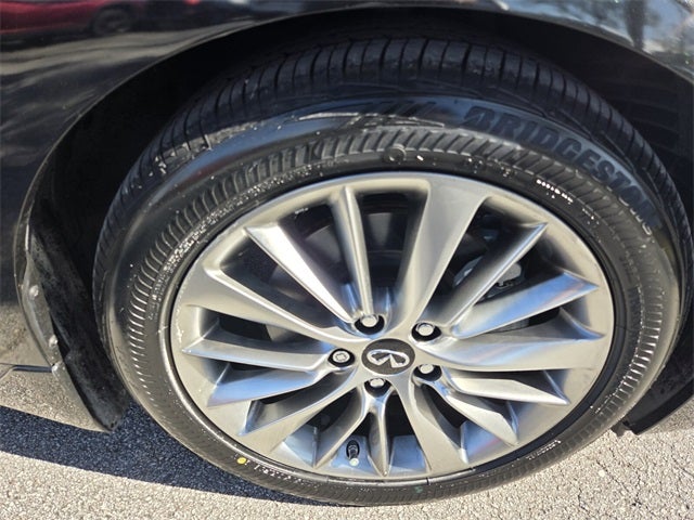 2023 INFINITI Q50 LUXE RWD