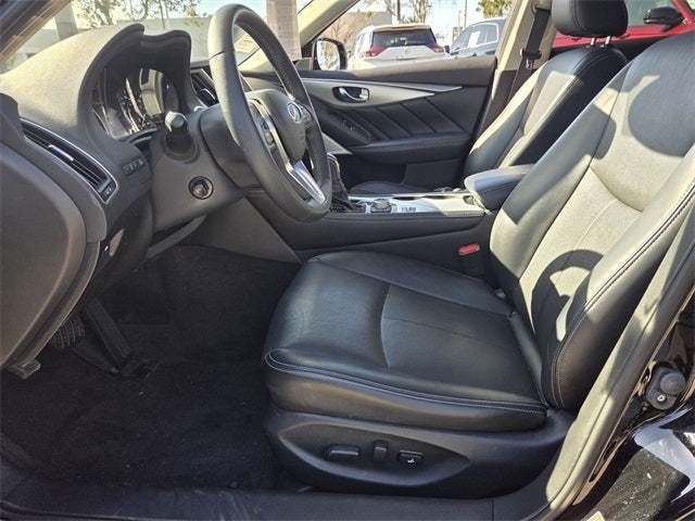 2023 INFINITI Q50 LUXE RWD