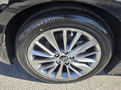 2023 INFINITI Q50 LUXE RWD