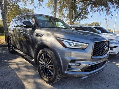 2021 INFINITI QX80 LUXE