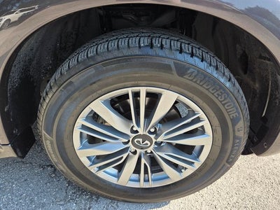 2022 INFINITI QX80 LUXE 4WD