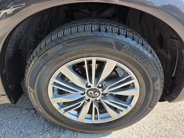 2022 INFINITI QX80 LUXE 4WD