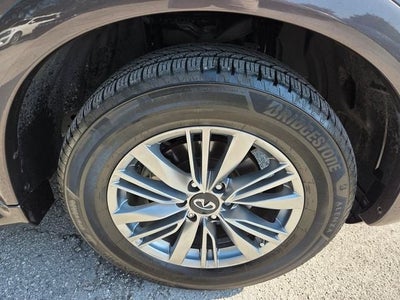 2022 INFINITI QX80 LUXE 4WD