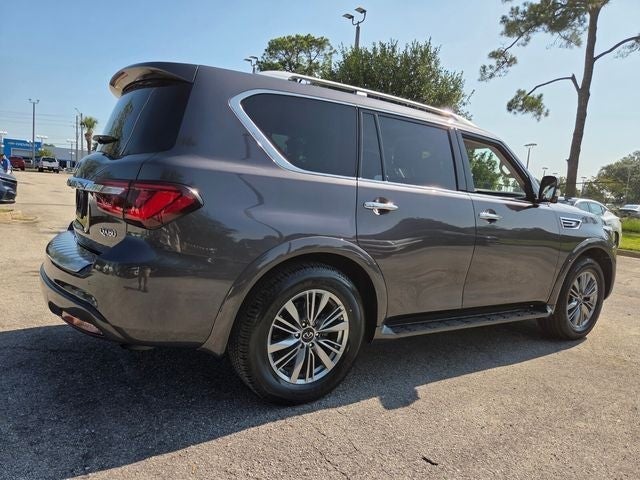 2022 INFINITI QX80 LUXE 4WD
