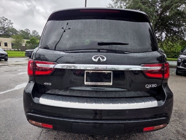 2022 INFINITI QX80 LUXE 4WD