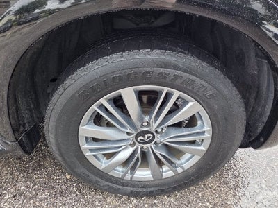 2022 INFINITI QX80 LUXE 4WD