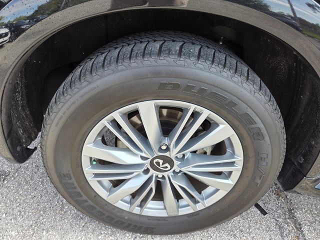 2024 INFINITI QX80 LUXE