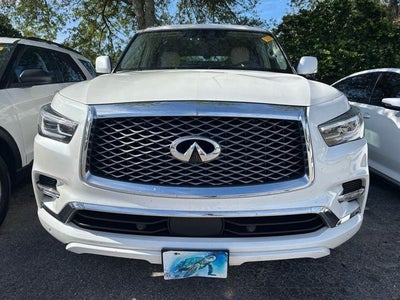 2022 INFINITI QX80 LUXE 4WD