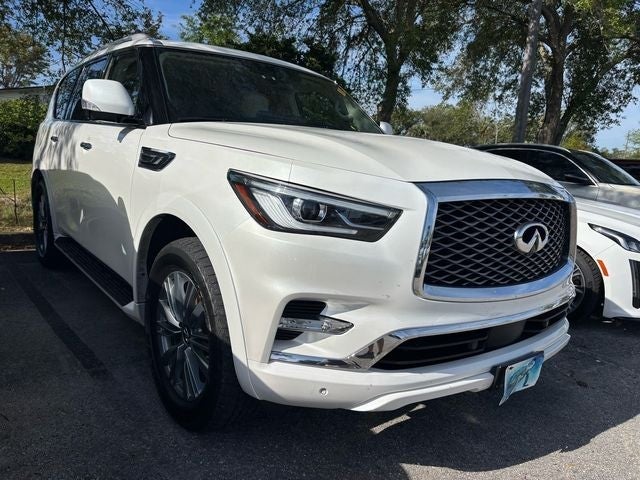 2022 INFINITI QX80 LUXE 4WD