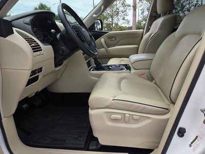 2023 INFINITI QX80 LUXE 4WD