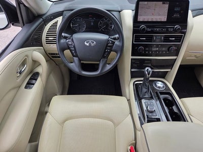 2023 INFINITI QX80 LUXE 4WD