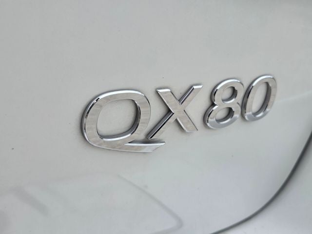 2023 INFINITI QX80 LUXE 4WD