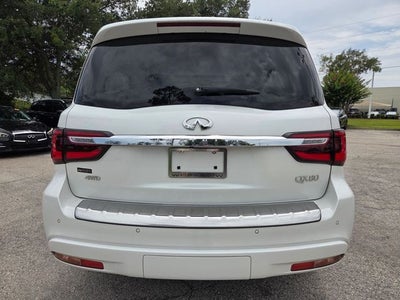 2023 INFINITI QX80 LUXE 4WD