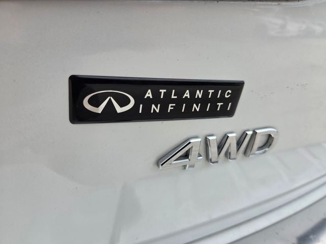 2023 INFINITI QX80 LUXE 4WD