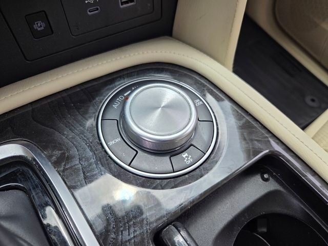 2023 INFINITI QX80 LUXE 4WD