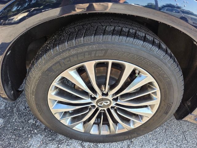2019 INFINITI QX80 LUXE 4WD