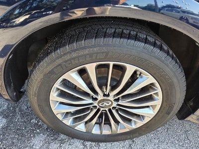 2019 INFINITI QX80 LUXE 4WD