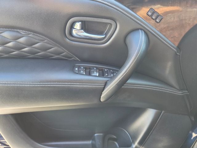 2019 INFINITI QX80 LUXE 4WD