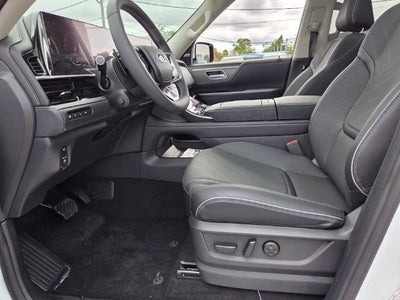 2027 INFINITI QX80 Luxe 2WD